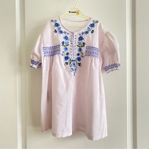 Vintage dress white with pink and green floral embroidery 💙